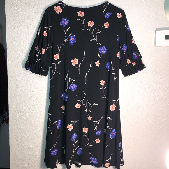 LAUREN RALPH LAUREN Size 4 Floral Lightly Worn,No Flaws,Pit 2 Pit 16.5”Length 37 - Picture 9 of 9